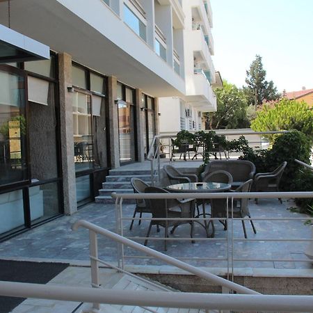 Esat Hotel Kusadasi Exterior photo