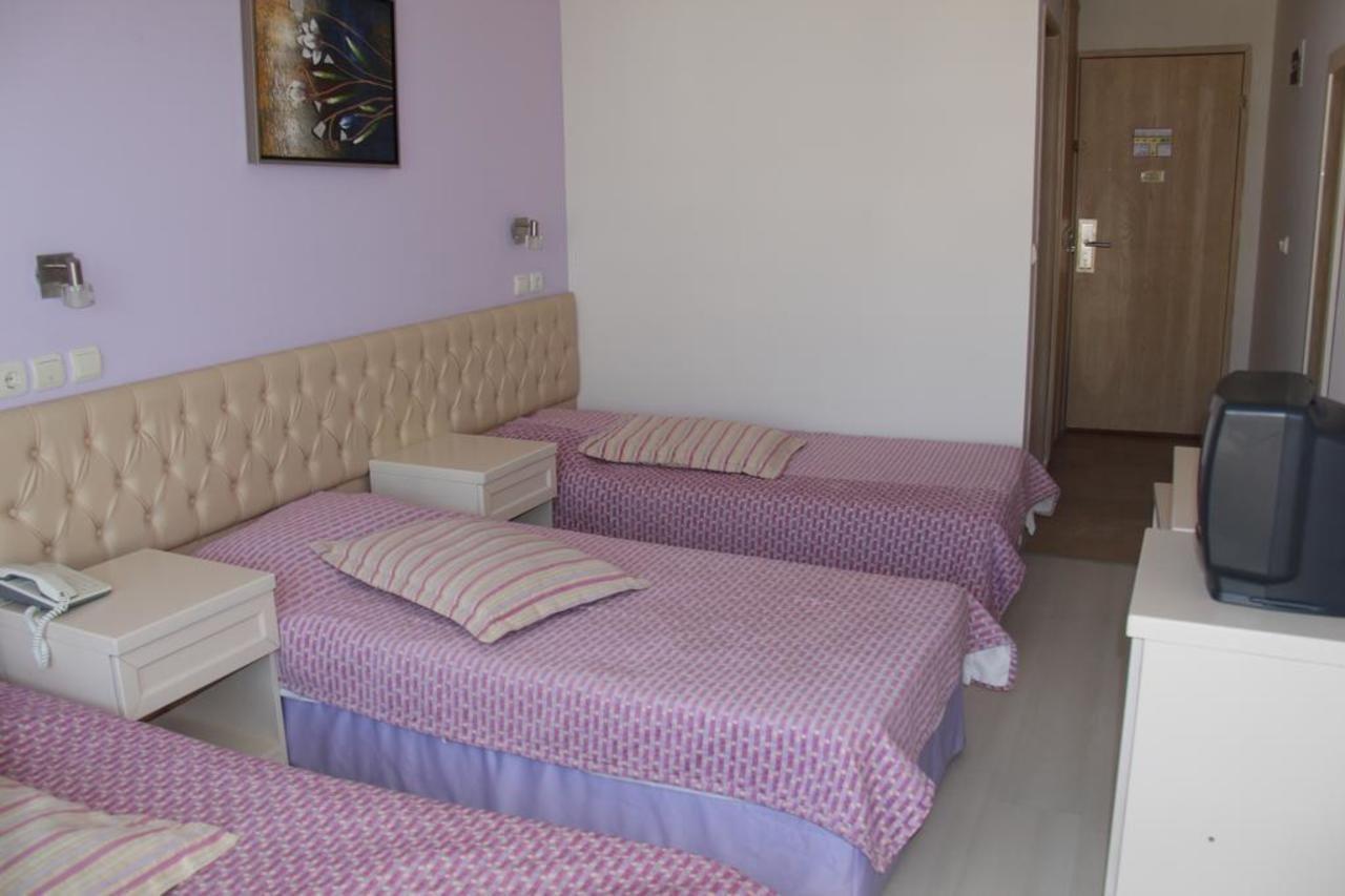 Esat Hotel Kusadasi Exterior photo