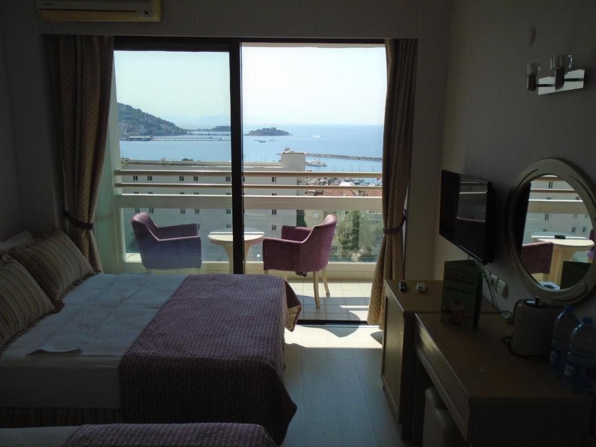 Esat Hotel Kusadasi Exterior photo