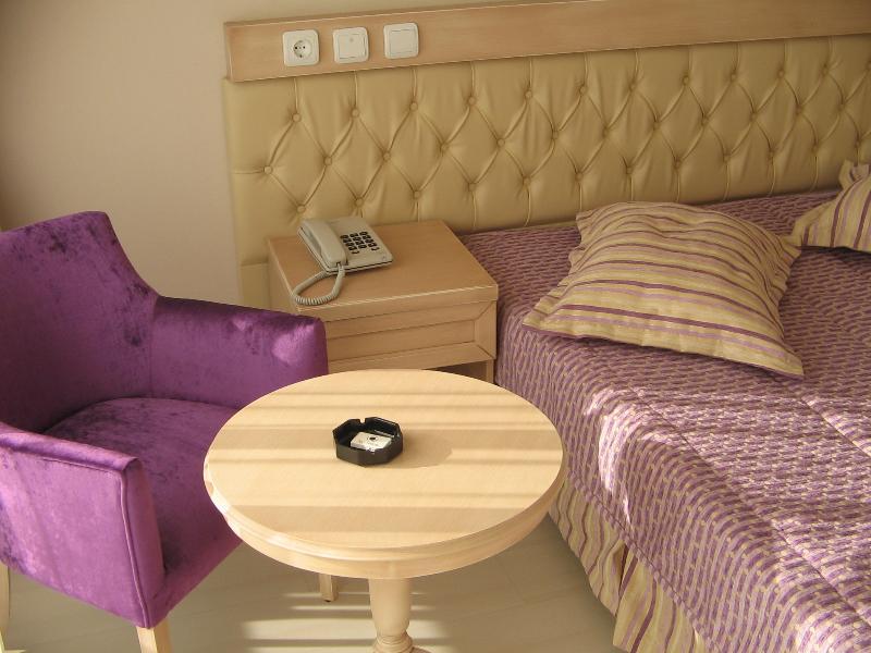 Esat Hotel Kusadasi Exterior photo
